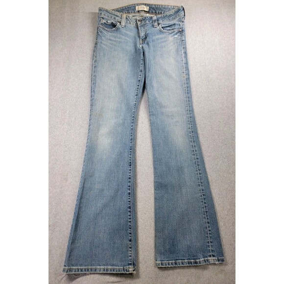 Vintage GAP Flare Jeans Womens 10 Tall Long 31x34.5 Light Blue Mid Rise Boho Y2K - Picture 1 of 16